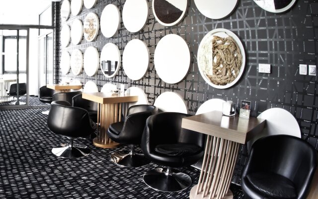 Business Hotel Astrum Laus