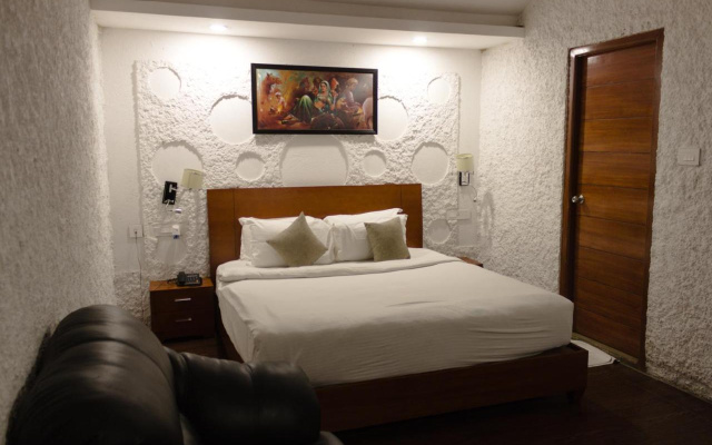 Mrugavani Resort and Spa