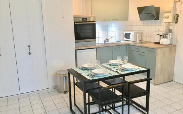 Gîte Club House 2 & 3 Gîte CARQUEFOU Centre