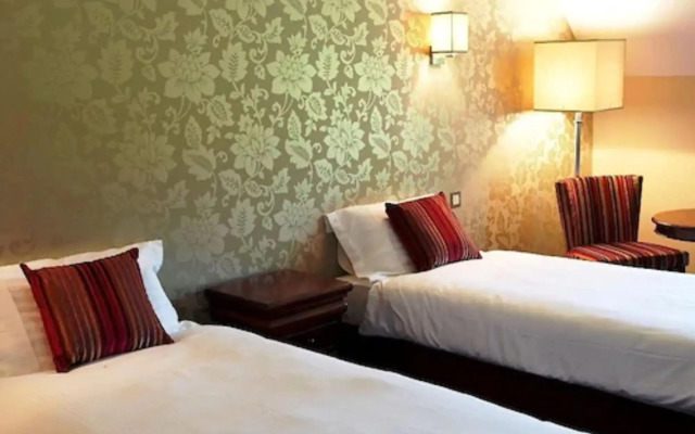 Shendish Manor Hotel & Golf Course