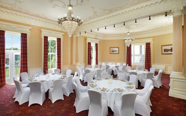 Avisford Park Hotel