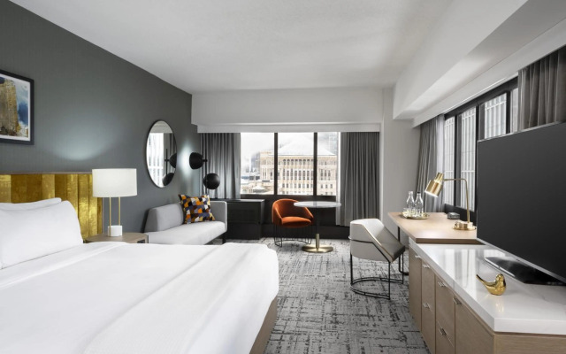 voco Chicago Downtown - Riverwalk by IHG