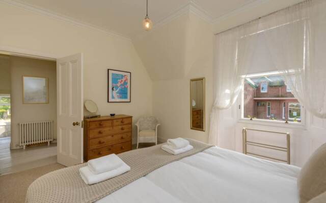 Forthview - Traditional 2 Bedroom Apartment