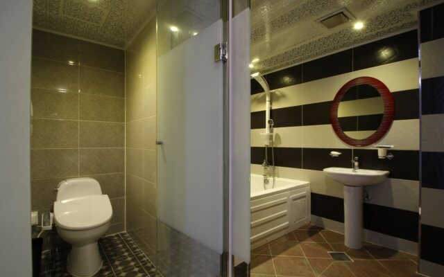 U & Songdo Hotel