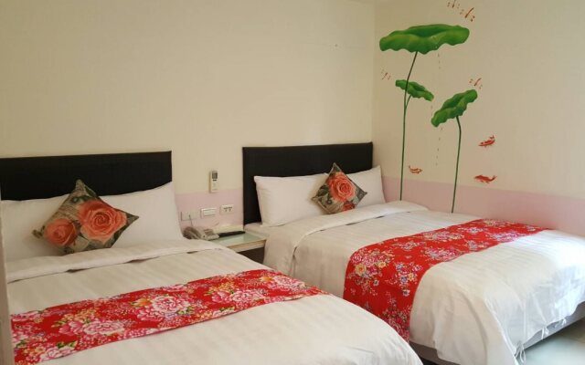 Happy Holiday Hotel
