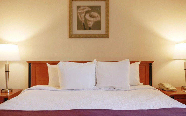 Hotel St-Denis