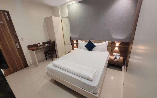 Hotel Heritage - Near Trade Center, Visa Consulate BKC