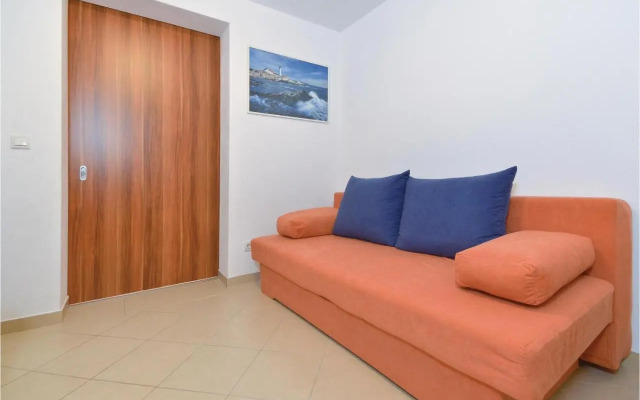 One-Bedroom Apartment with Sea View in Baska Voda