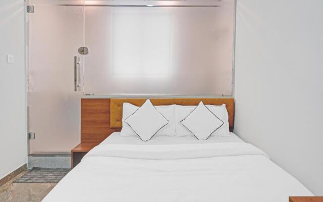 Capital O 85756 Hotel Santeria Inn