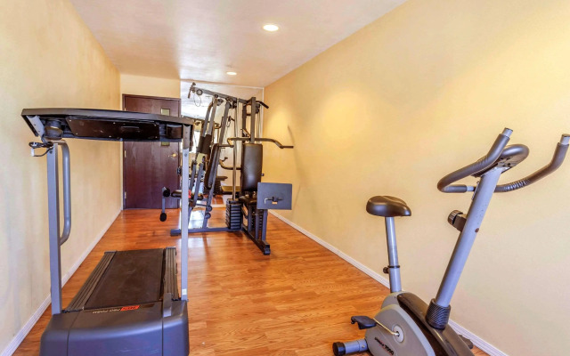 Quality Inn Near Seattle Premium Outlets Arlington