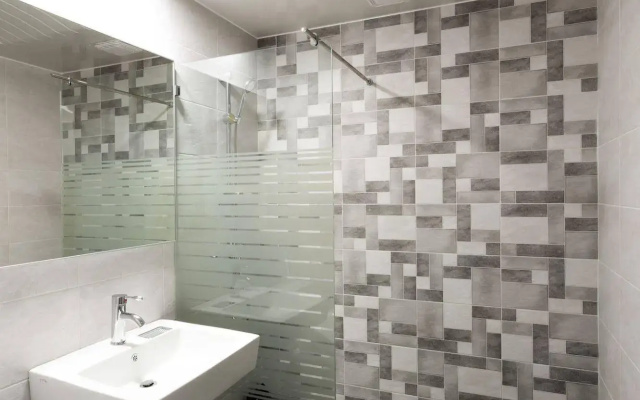 Stay 7 B&W Hotel