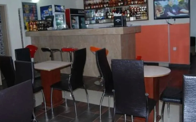 Anjiez Royal Suite
