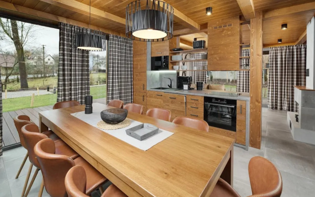 Villa With Fireplace in Cerny Dul
