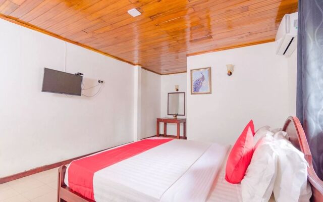 OYO 385 Sanri Villa Negombo