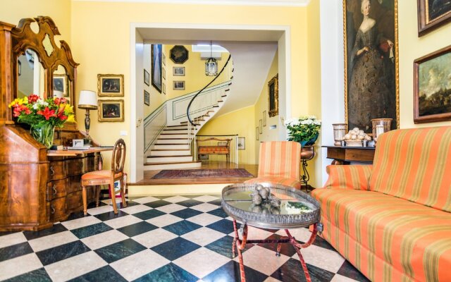 Stunning 6-bed Private Villa With Pool Near Venice
