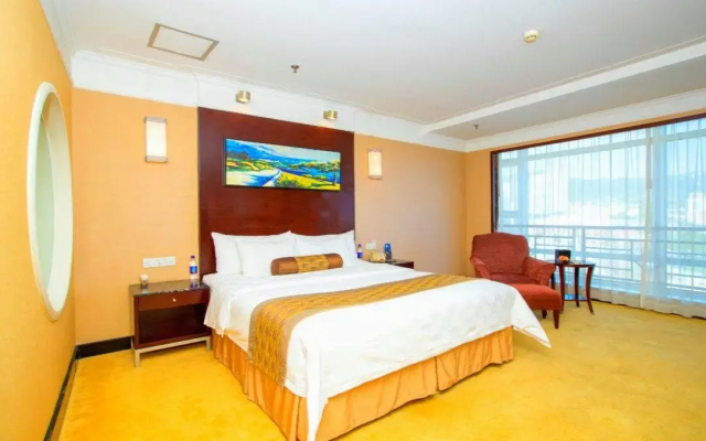 Отель Blue Horizon (Qingdao Shilaoren International Convention and Exhibition Center)