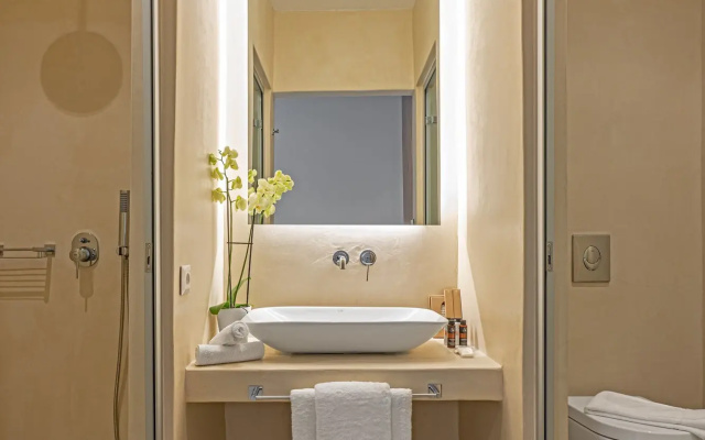 Omnia Mykonos Boutique Hotel & Suites