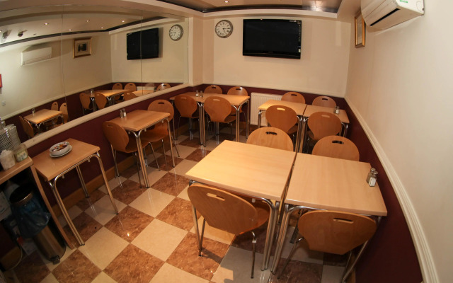 Holland Inn Hotel