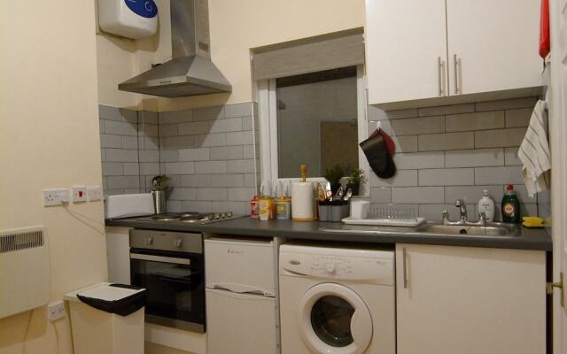 Central Reading Friar Street Serviced Apartment