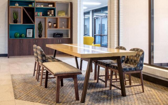 Holiday Inn Richland on the River