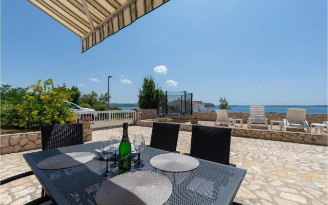 Holiday home Rtina 24