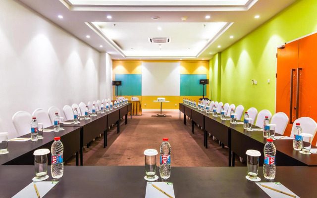 Zest Harbour Bay Batam by Swiss-Belhotel International