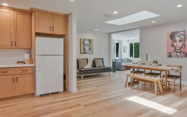 Hollywood Dream Remodeled Pool & Jacuzzi