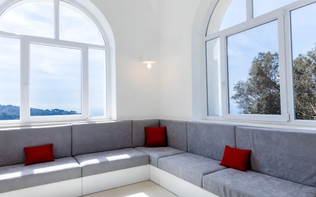Villa Maiuri by Myvillacollection