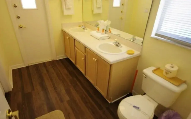 4-Bedroom Villa in Kissimmee Rocco's Retreat