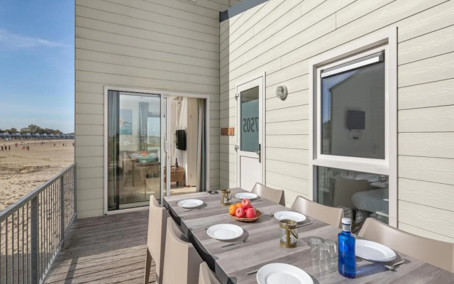 Comfortable Chalet With Dishwasher, Beach at Walkingdistance