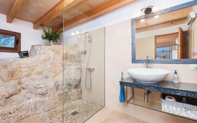 Cal Tio - Chalet For 8 People In Caimari.