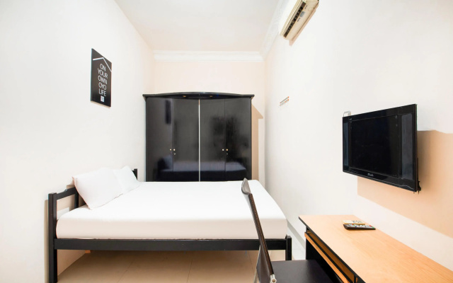 OYO Life 3053 Kost Putra Mm