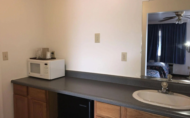 Motel 6 Front Royal, VA