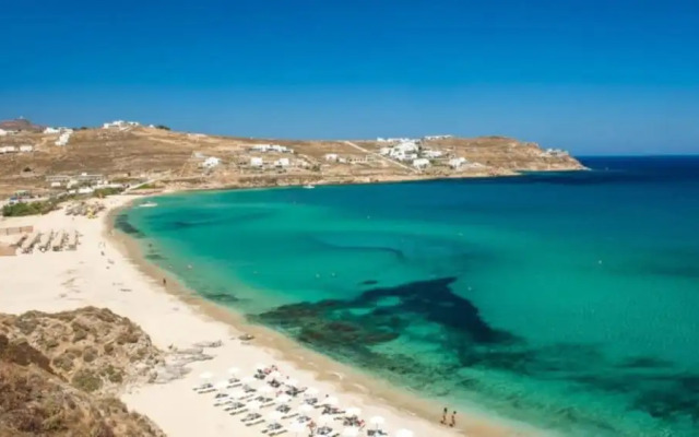 Adyton Lux Suite Mykonos Private Pool Experience