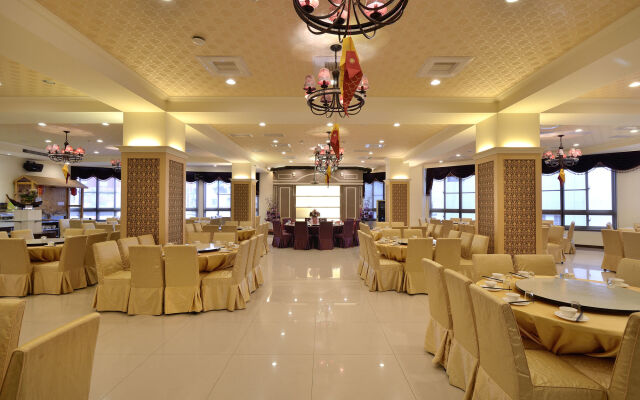 Hotel Modern Puli