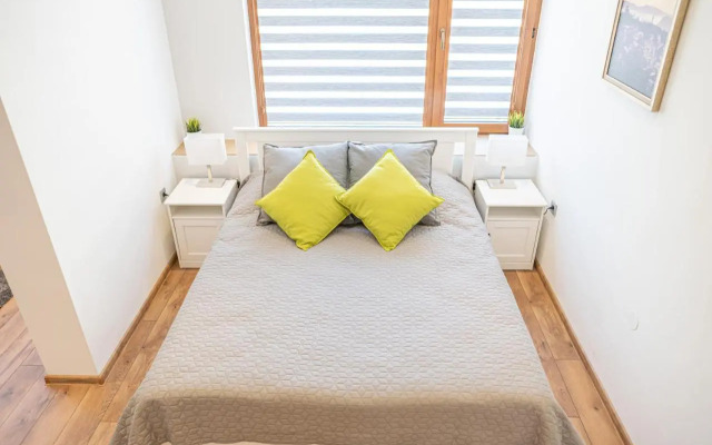 Shushi's Central Studio Apartment
