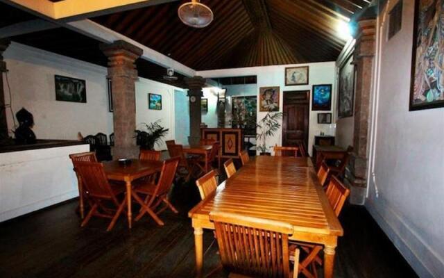 Pendawa Gapura Hotel Kuta