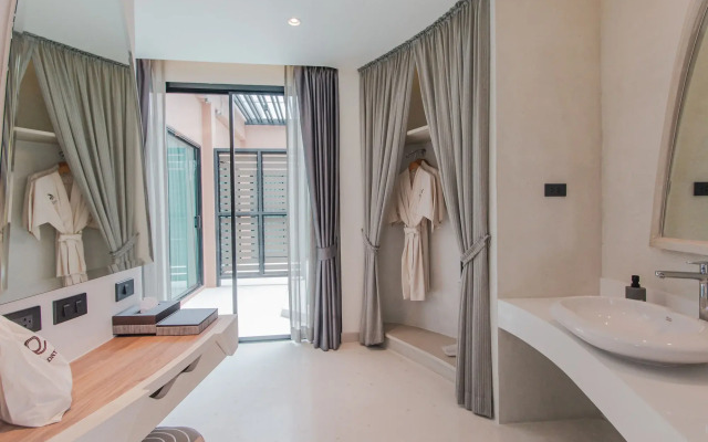Rachabhura Hotel