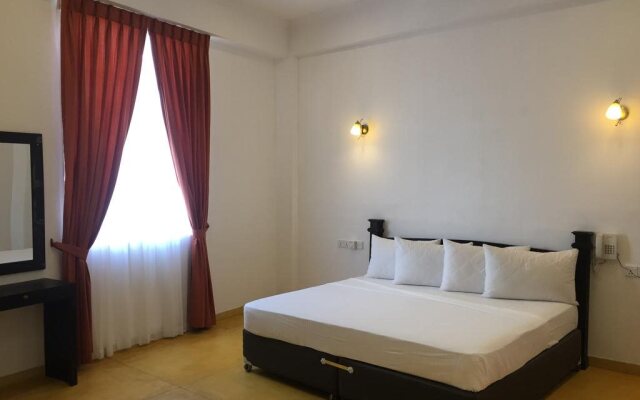 Glenloch Tea Factory Hotel