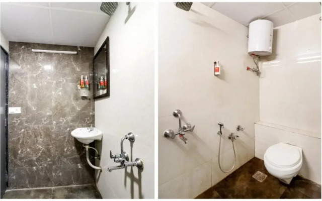 Aqua Corridor By OYO Rooms