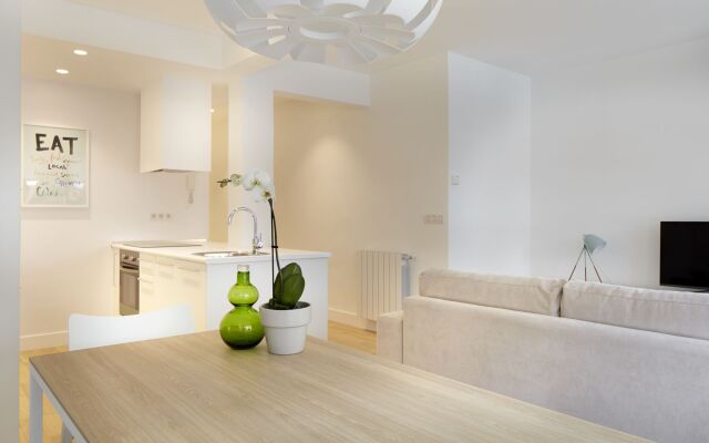 Karkizano Apartment by FeelFree Rentals