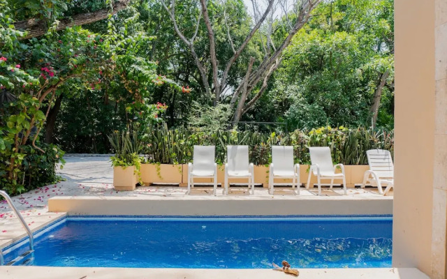 Casa Quetzali 4 Bedroom Home by RedAwning