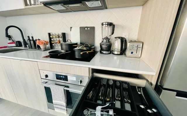 Waterfront York Blvd