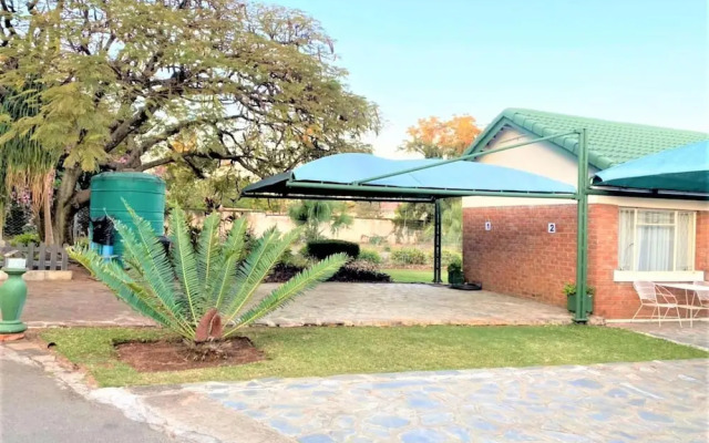 Luxurious Suite With Outdoor Pool - 2171