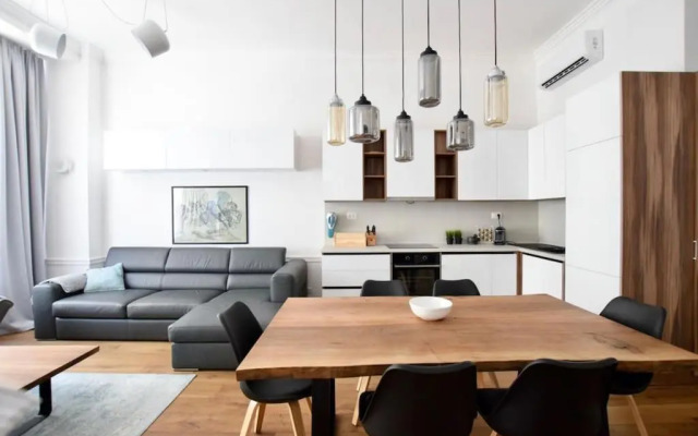 Luxury Apartment by Hi5 - Budapest Broadway