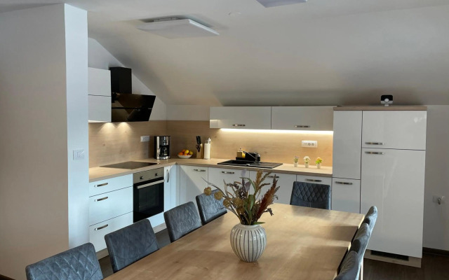 Apartmaji ENIA Rateče-Planica, Kranjska Gora