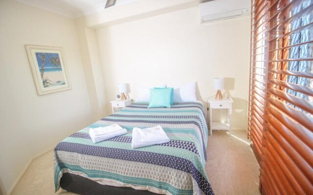 Absolute Beachfront Holiday House