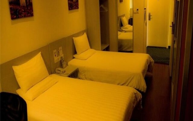 GreenTree Inn Yunnan Lijiang Qixing Street Express Hotel