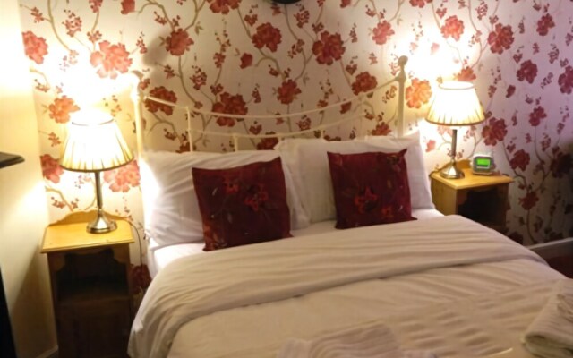 The George Hotel