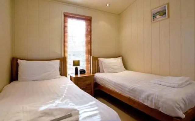 Great Combe Lodge
